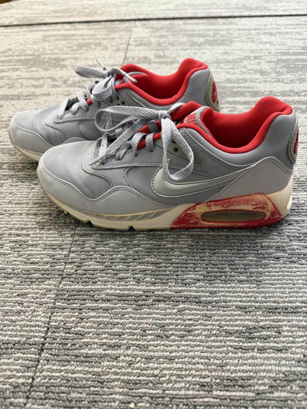 Nike Air Max Shoes Womens Size 8 Gray Red 525381-001 Sneakers Athletic Classic